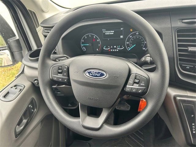 Vehicle image 69 of 128