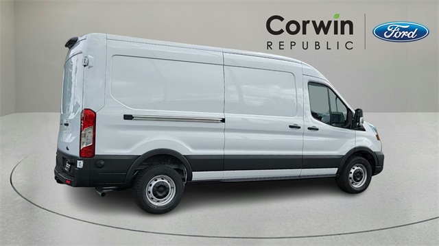 Vehicle image 6 of 20