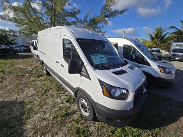 Vehicle image 6 of 14