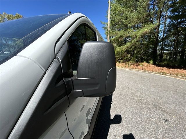 Vehicle image 19 of 40
