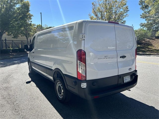 Vehicle image 14 of 40