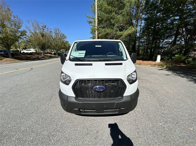 Vehicle image 5 of 40