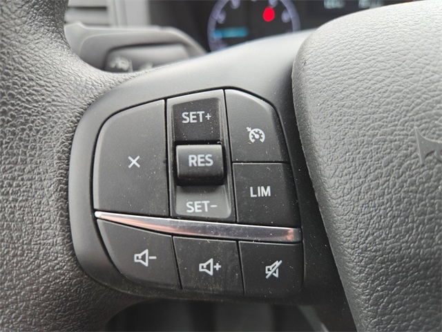 Vehicle image 20 of 64