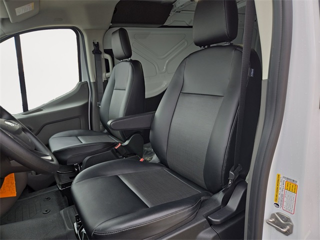 Vehicle image 45 of 64