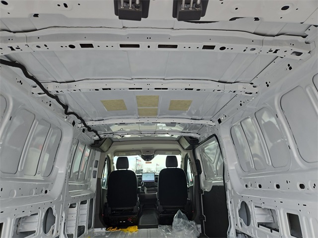 Vehicle image 35 of 64