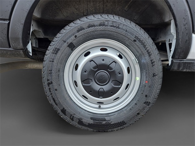 Vehicle image 56 of 64