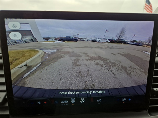 Vehicle image 34 of 64