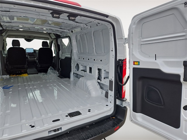 Vehicle image 53 of 64