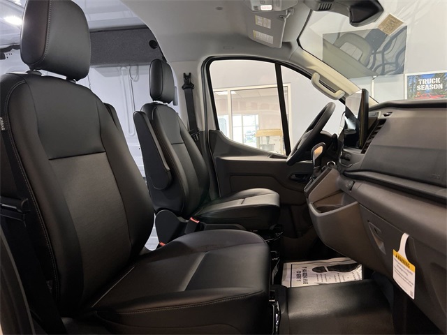 2024 Ford Transit Base Image 16 of 34