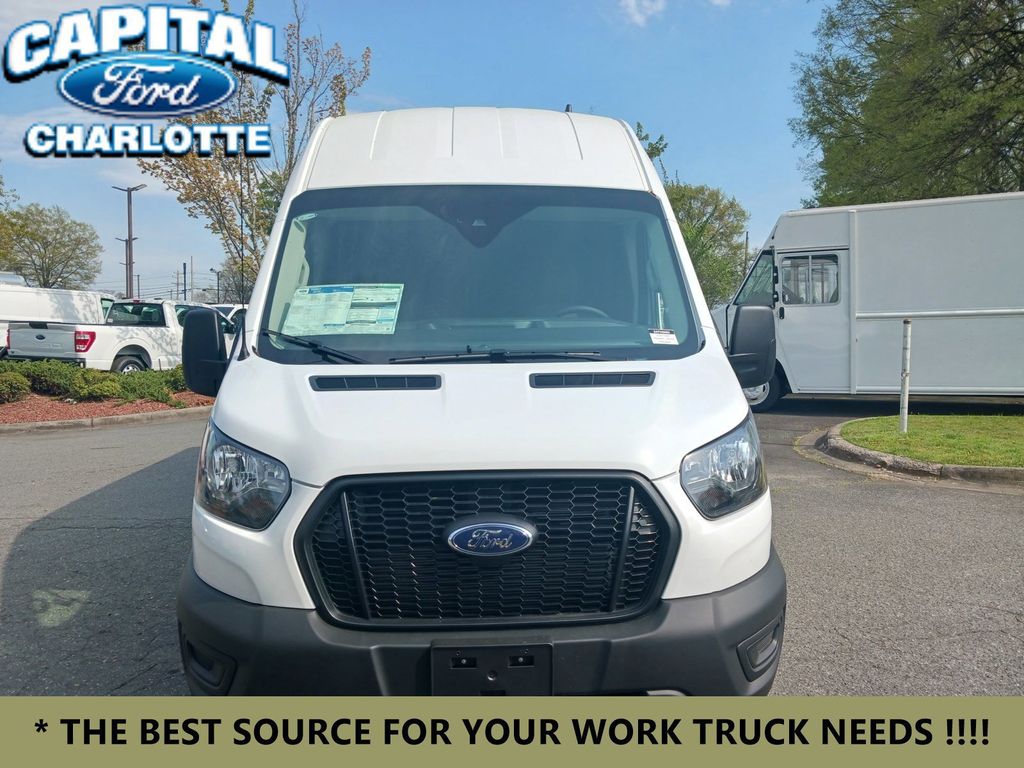 2024 Ford Transit Base Image 3 of 17