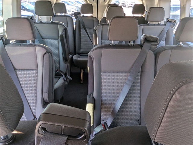 Vehicle image 23 of 27