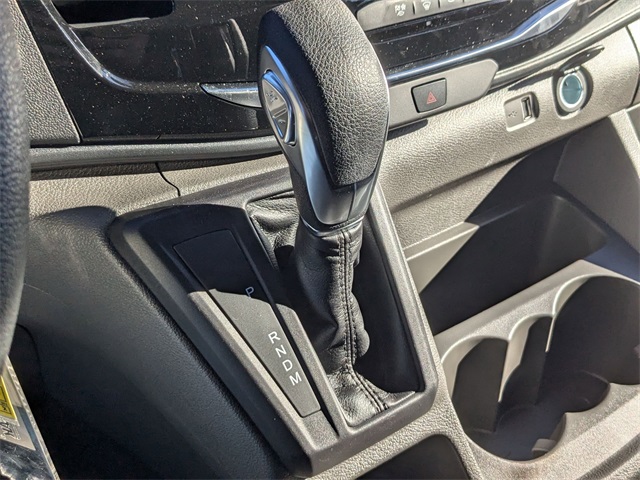 Vehicle image 17 of 27