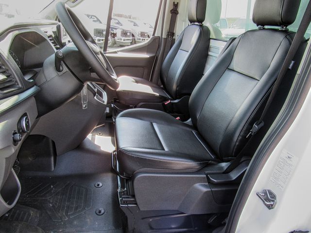 Vehicle image 11 of 17