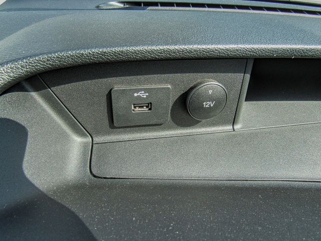 Vehicle image 13 of 17