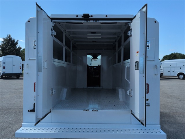 Vehicle image 22 of 64
