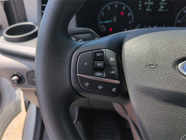 Vehicle image 28 of 64