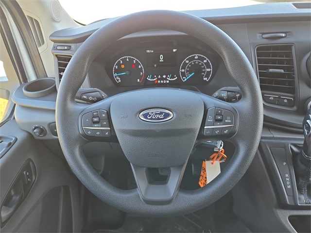 Vehicle image 11 of 64