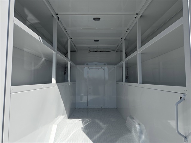 Vehicle image 36 of 64