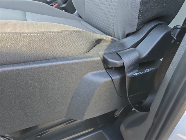 Vehicle image 47 of 64