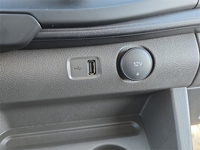 Vehicle image 37 of 64