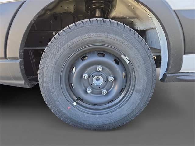 Vehicle image 57 of 64
