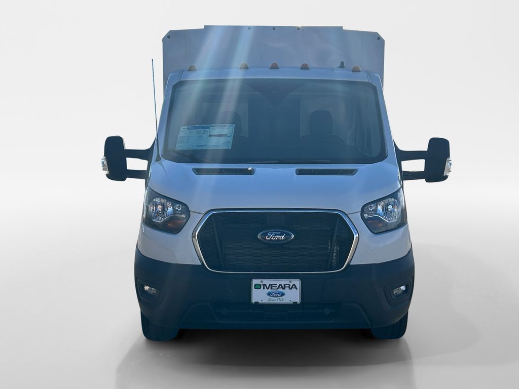 2024 Ford Transit Base Image 2 of 25