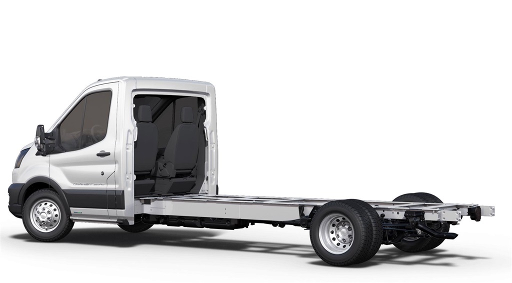 Vehicle image 2 of 7