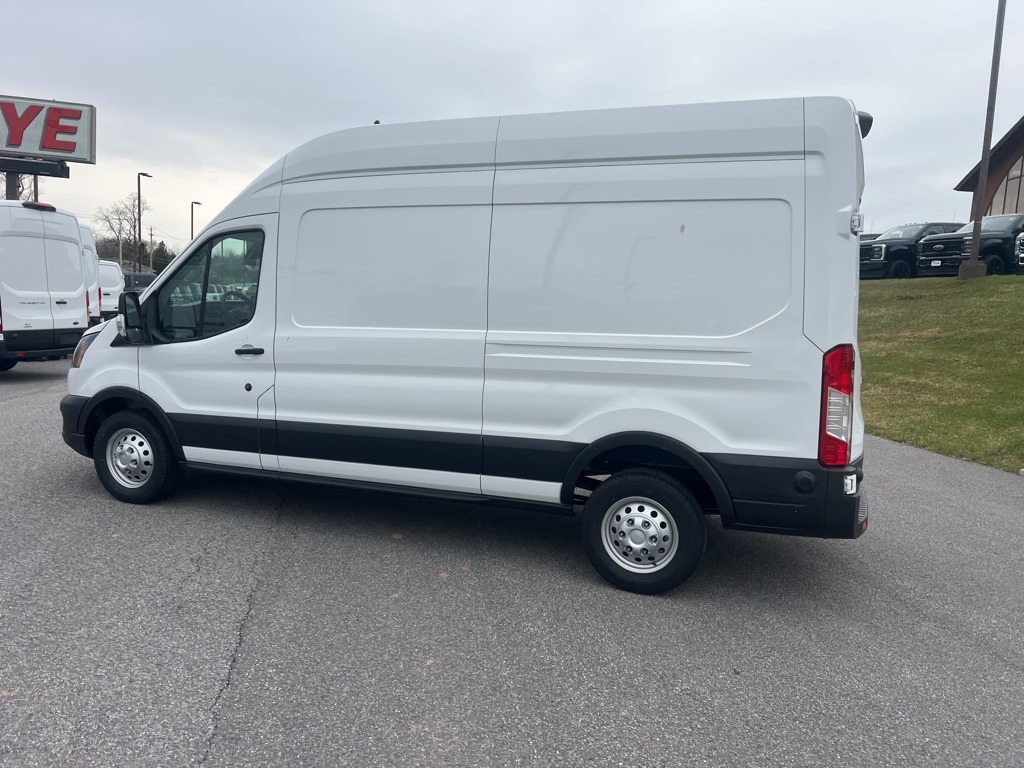 Vehicle image 6 of 20