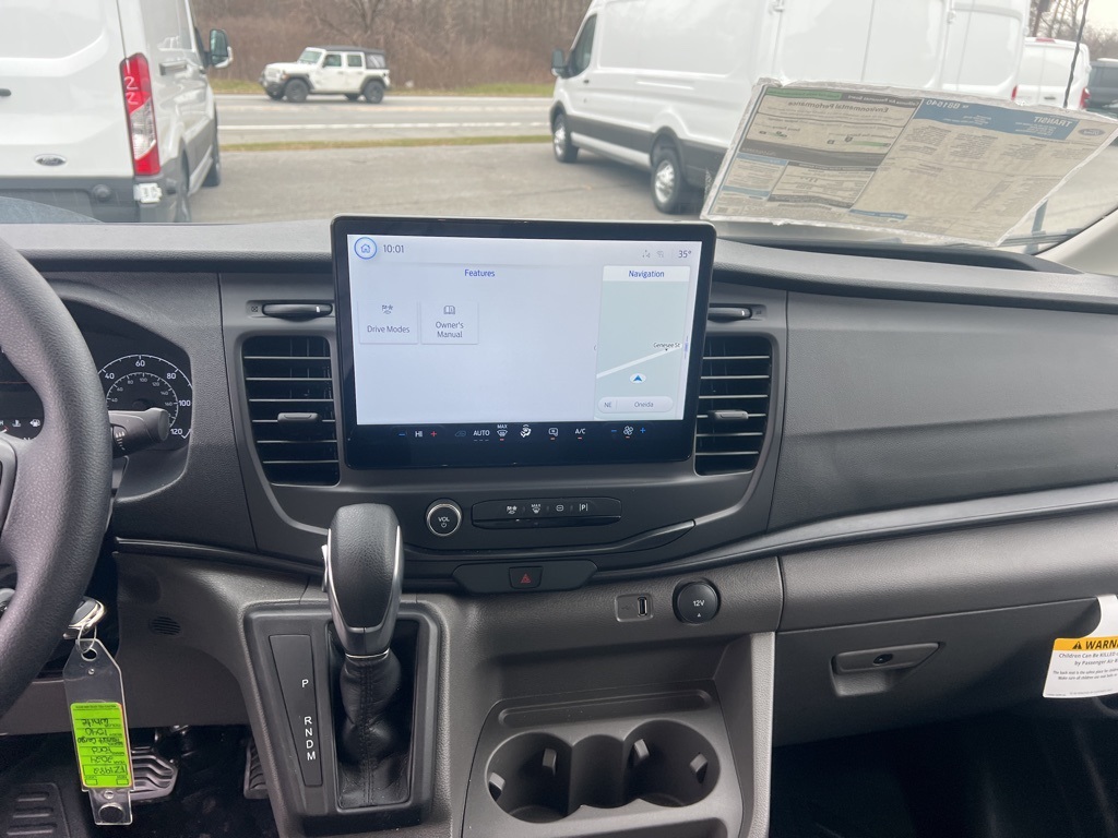 Vehicle image 18 of 20