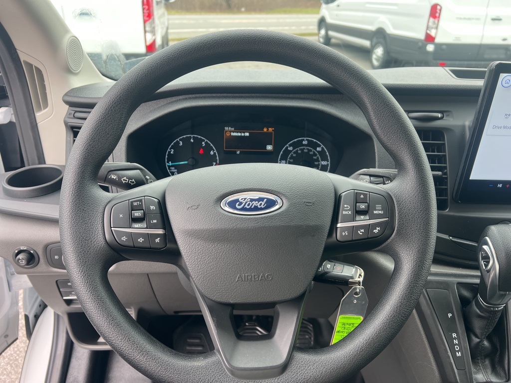 Vehicle image 19 of 20