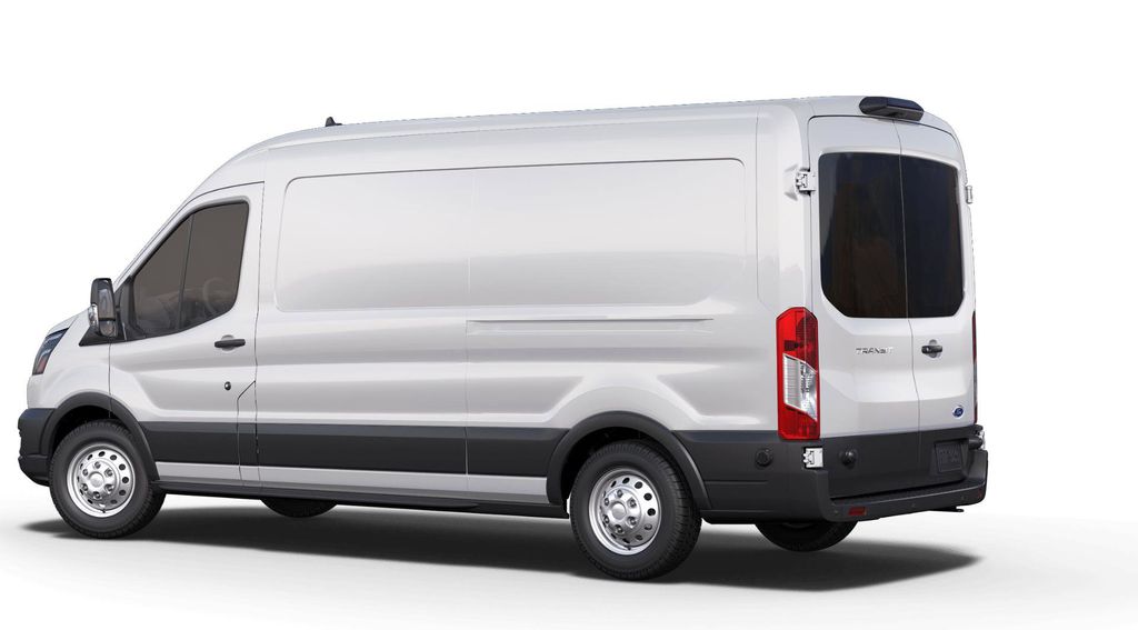 Vehicle image 10 of 23