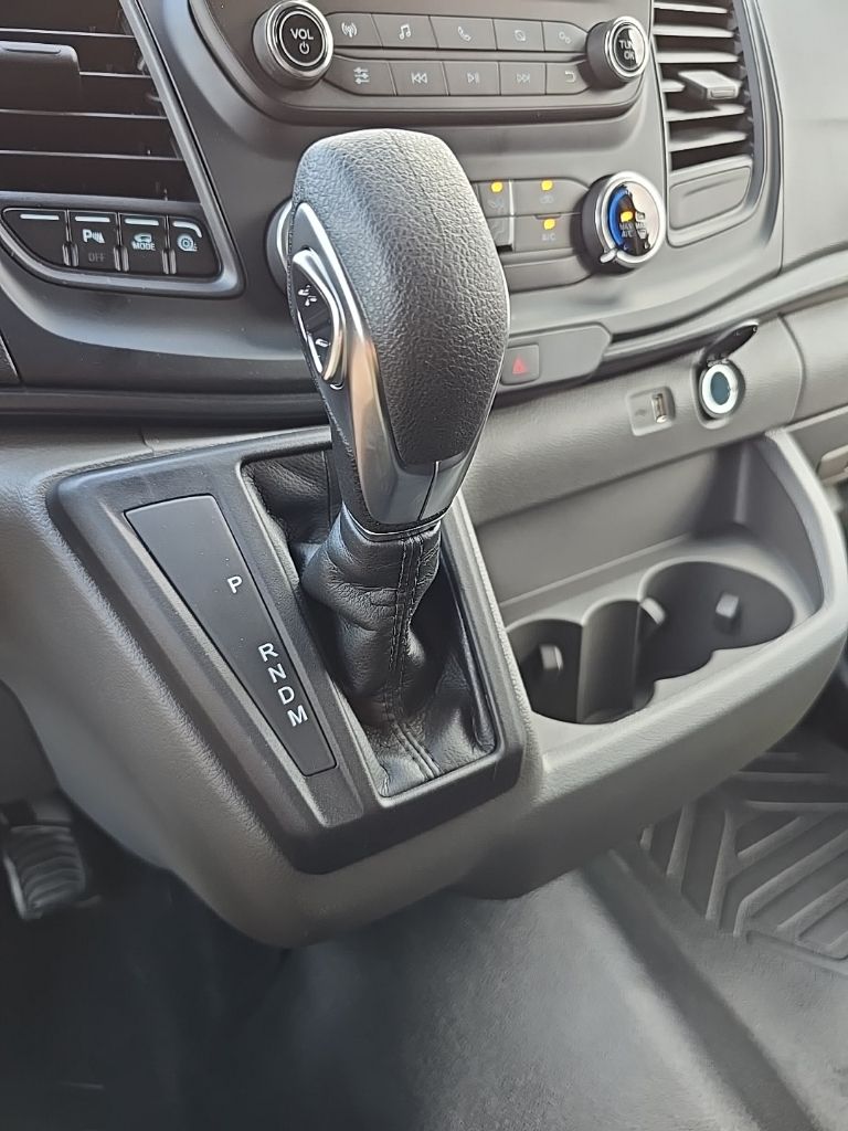 Vehicle image 23 of 23