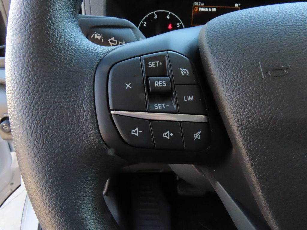 Vehicle image 38 of 61
