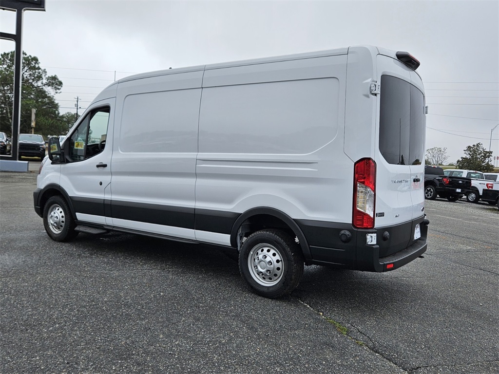 Vehicle image 6 of 29