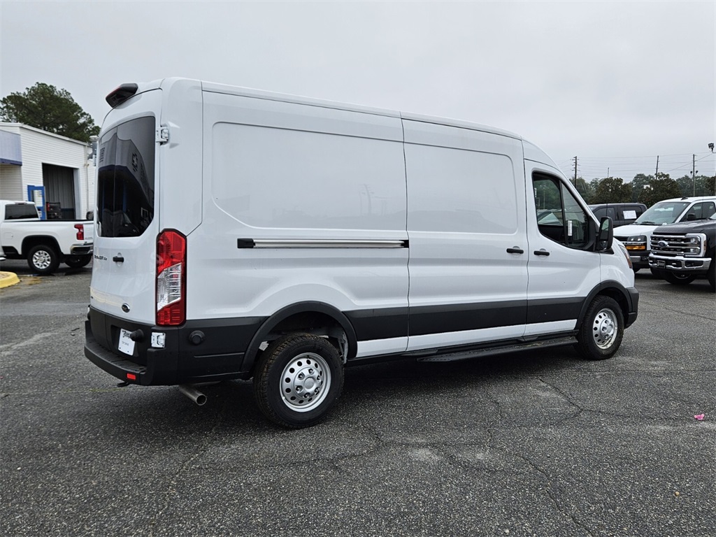 Vehicle image 5 of 29