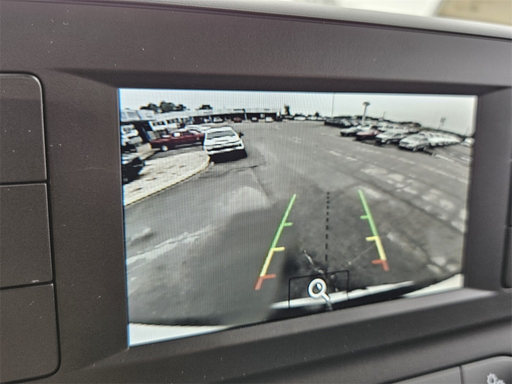 Vehicle image 16 of 29