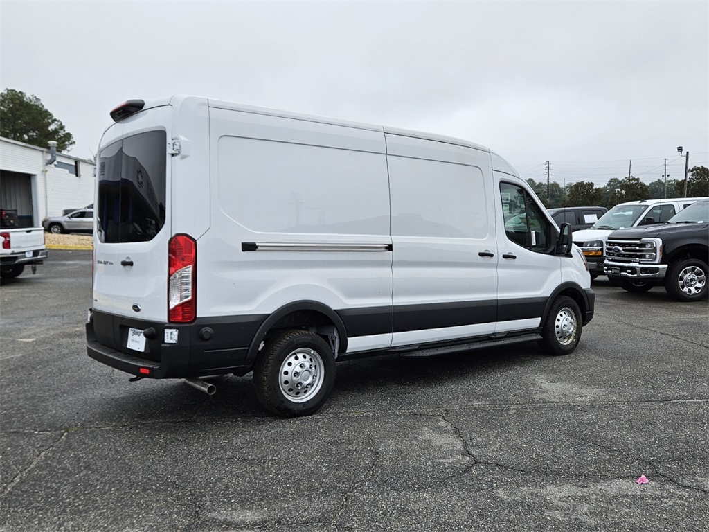 Vehicle image 5 of 29