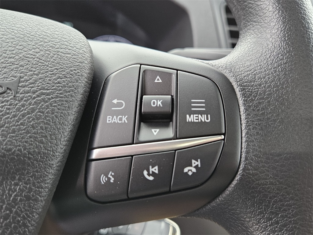 Vehicle image 23 of 29