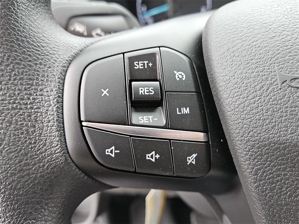Vehicle image 22 of 30