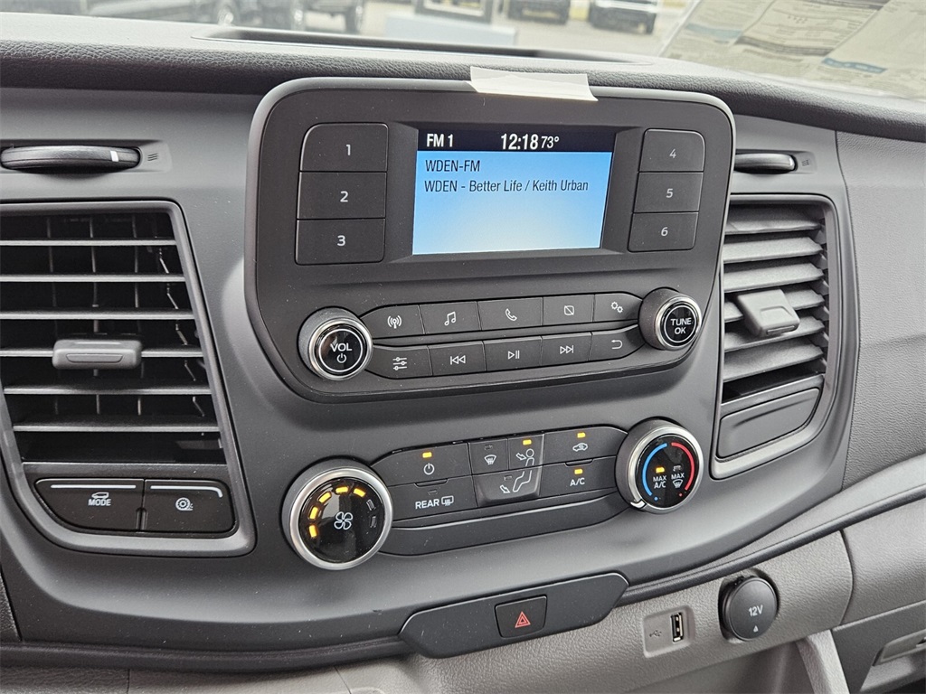 Vehicle image 16 of 30