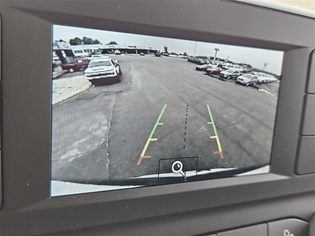 Vehicle image 17 of 29