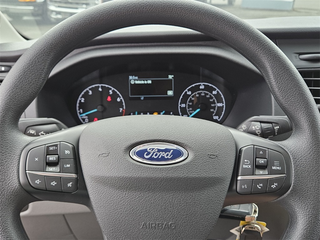 Vehicle image 28 of 29
