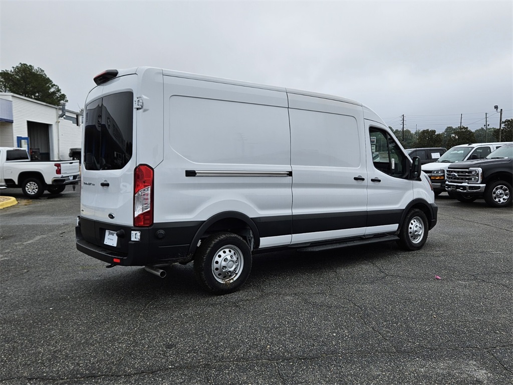 Vehicle image 5 of 29