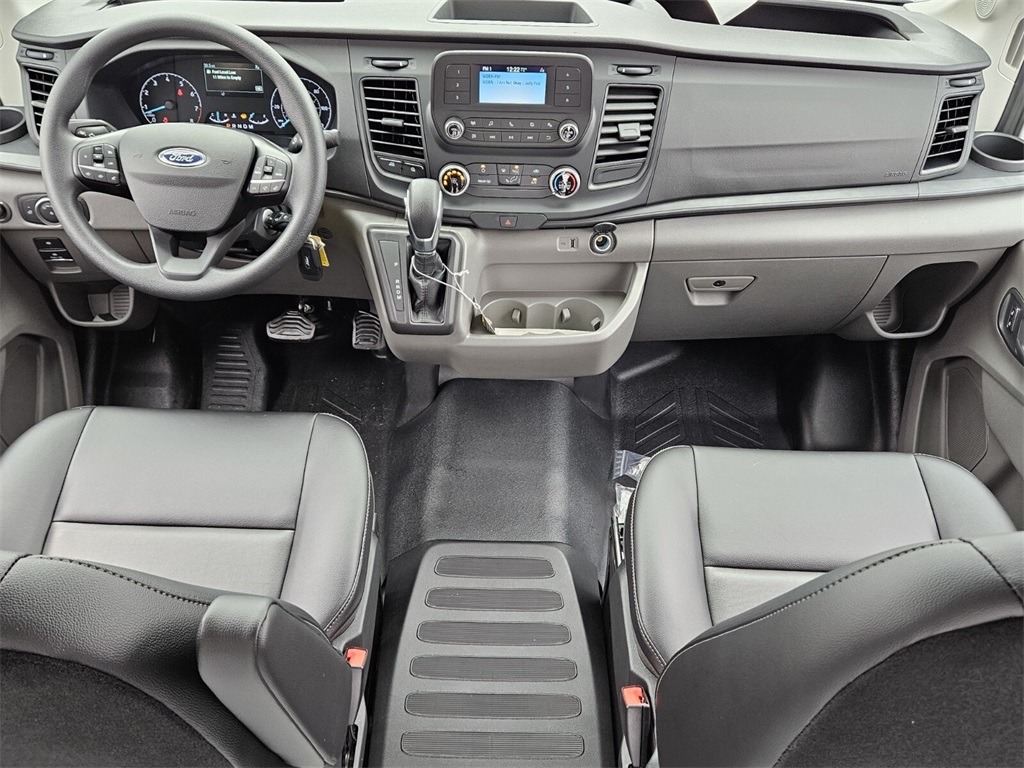 Vehicle image 14 of 29