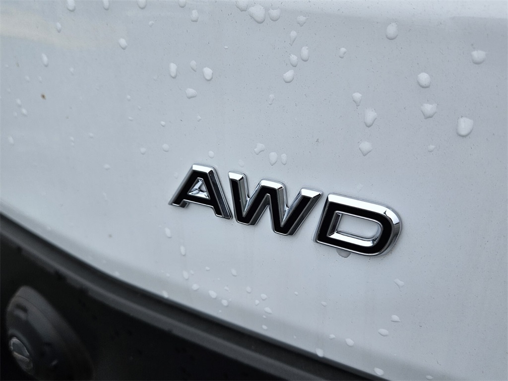 Vehicle image 26 of 29