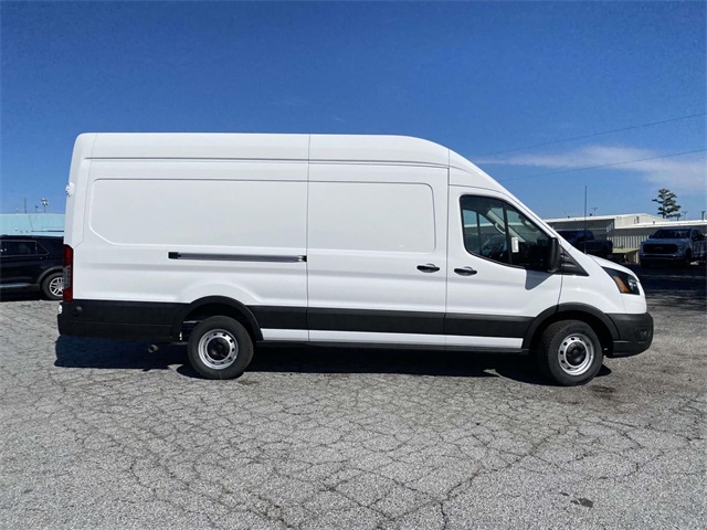Vehicle image 4 of 31