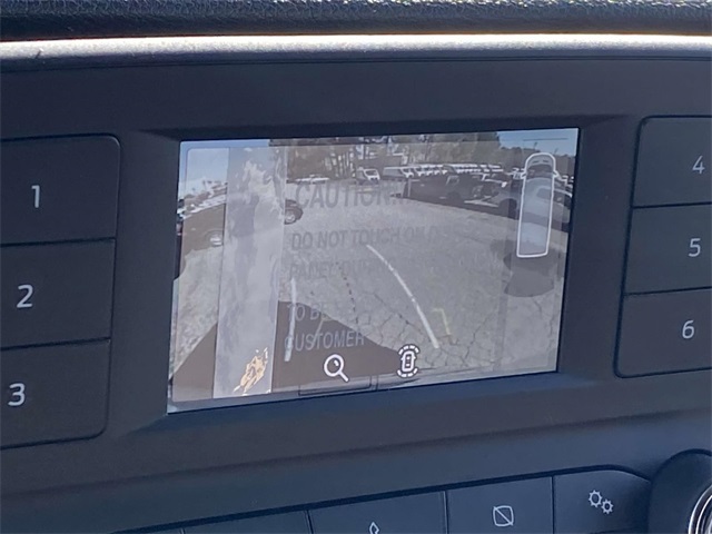 Vehicle image 8 of 31