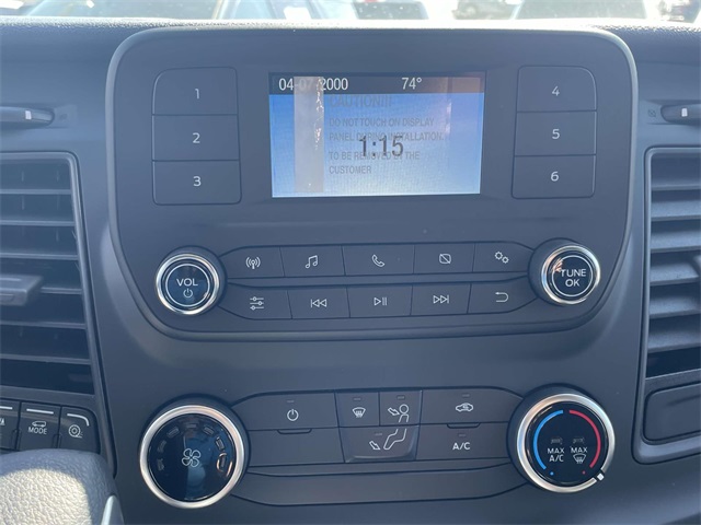 Vehicle image 27 of 31