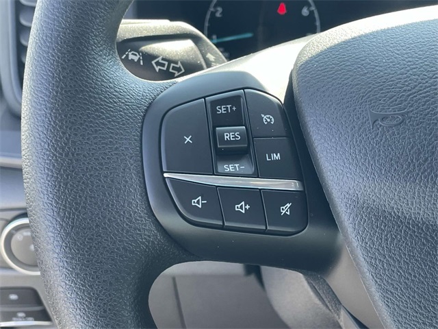 Vehicle image 23 of 31