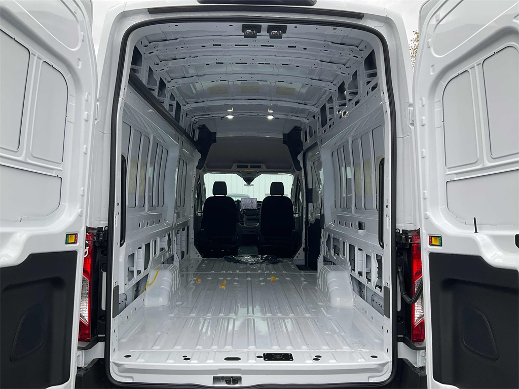 2024 Ford Transit Base Image 12 of 26